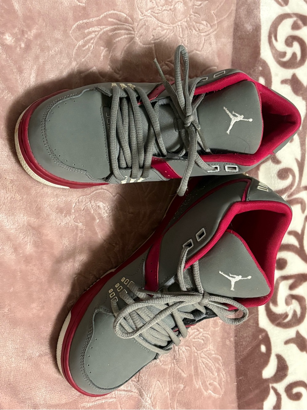 Jordan Kids Gray and Red Low-Top Sneakers